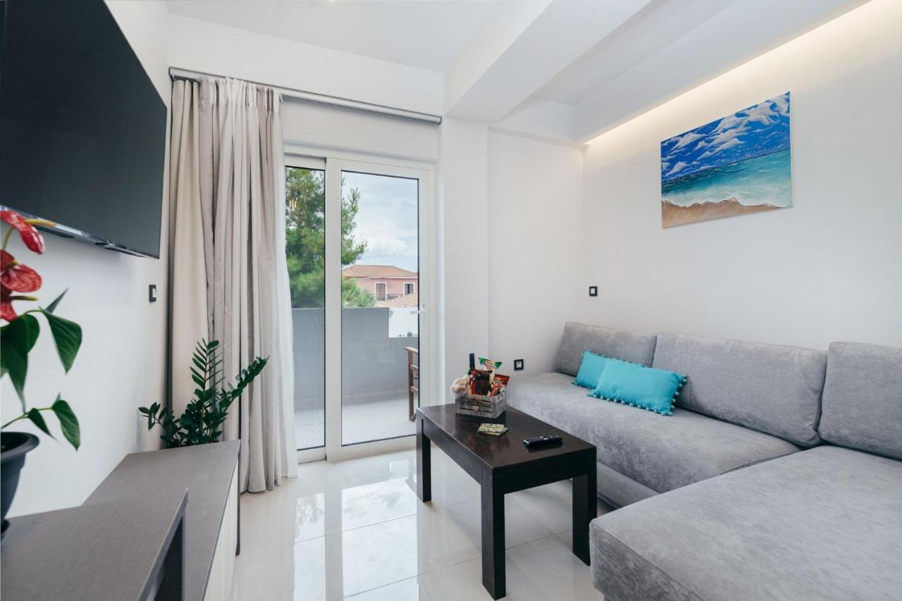 Corner45 Apartments In Kalamaki Center, By Zantewize Exterior foto
